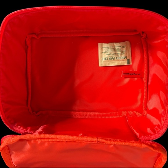 MAC Cosmetic Red Train Case Set - Picture 10 of 10